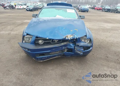 2008 Ford Mustang V6 Deluxe/V6 Premium из США, поврежденный, VIN 1ZVHT80NX85135082